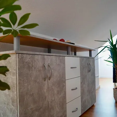 Wohlfuehlen In Der Bauhausstadt Apartman Dessau-Rosslau